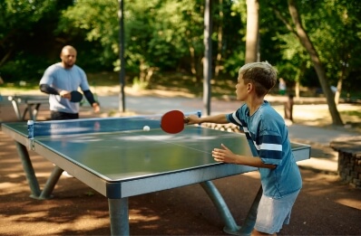 Table de ping-pong du camping près de Cahors Le Bel Air